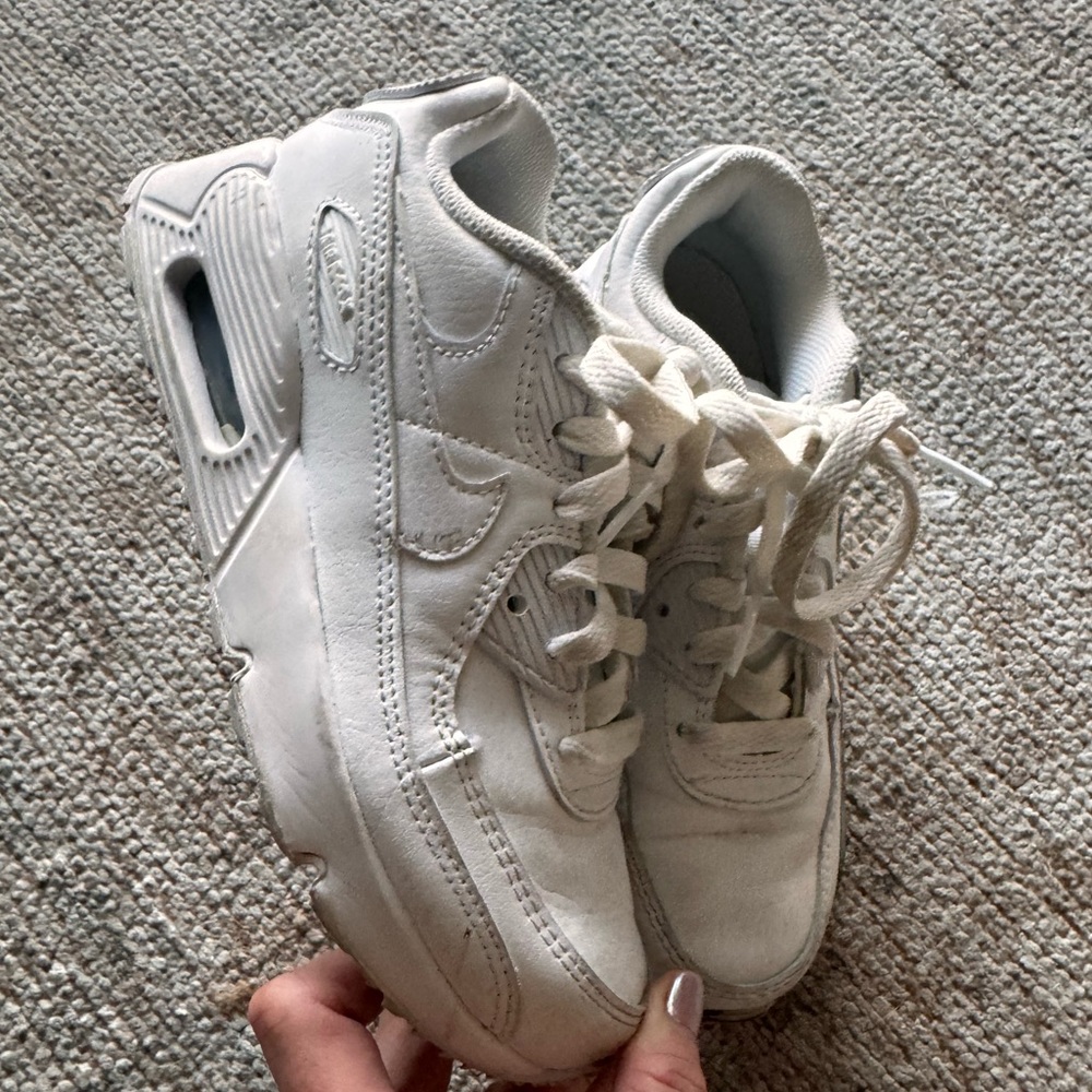 2.5 Y white Nike Air Max